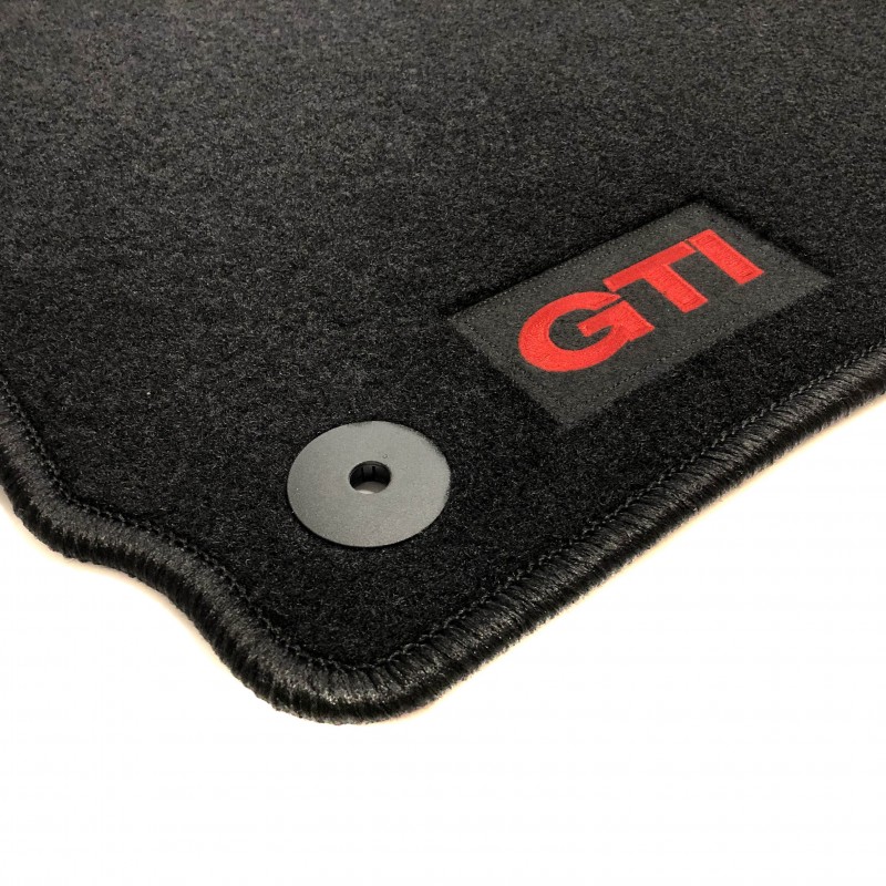 Tapis de sol pour Volkswagen Golf 4 de finition GTI (1997-2006) - Rabais de  20%