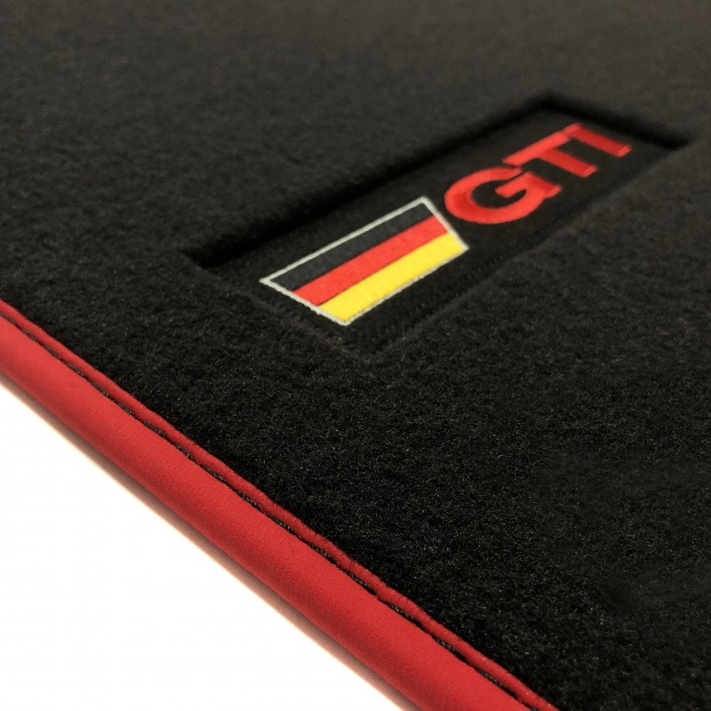 Tapis de sol en velours VW Golf 7 VII design GTI, original noir/rouge.