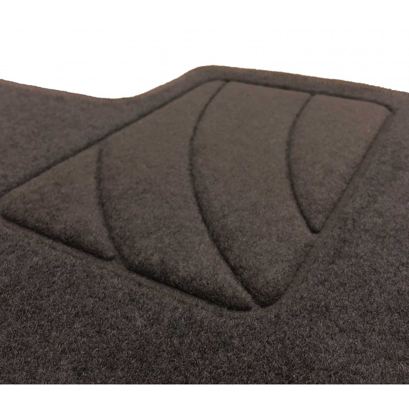 Tapis de sol moquette sur mesure Peugeot 3008 II