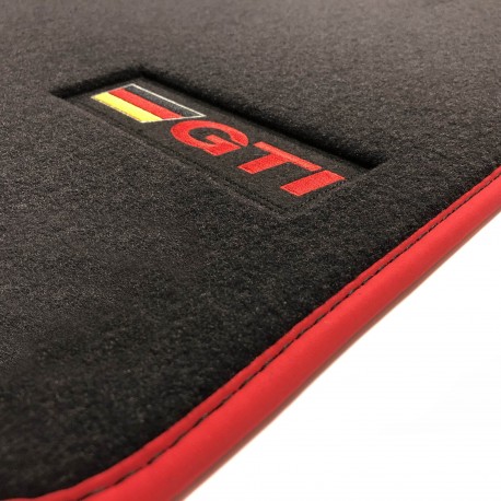 Tapis de sol, Velours avec le logo de Volkswagen Golf 8 (2020-présent)