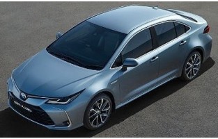 Tapis de sol Toyota Corolla Berline Hybride (2019 - présent) logo Hybride