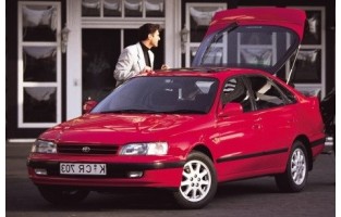 Tapis Toyota Carine E HB (1992 - 1997) Personnalisés à votre goût