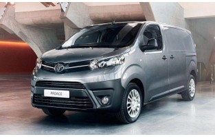 Tapis de sol Toyota Proace (2016-présent) personnalisé à votre goût